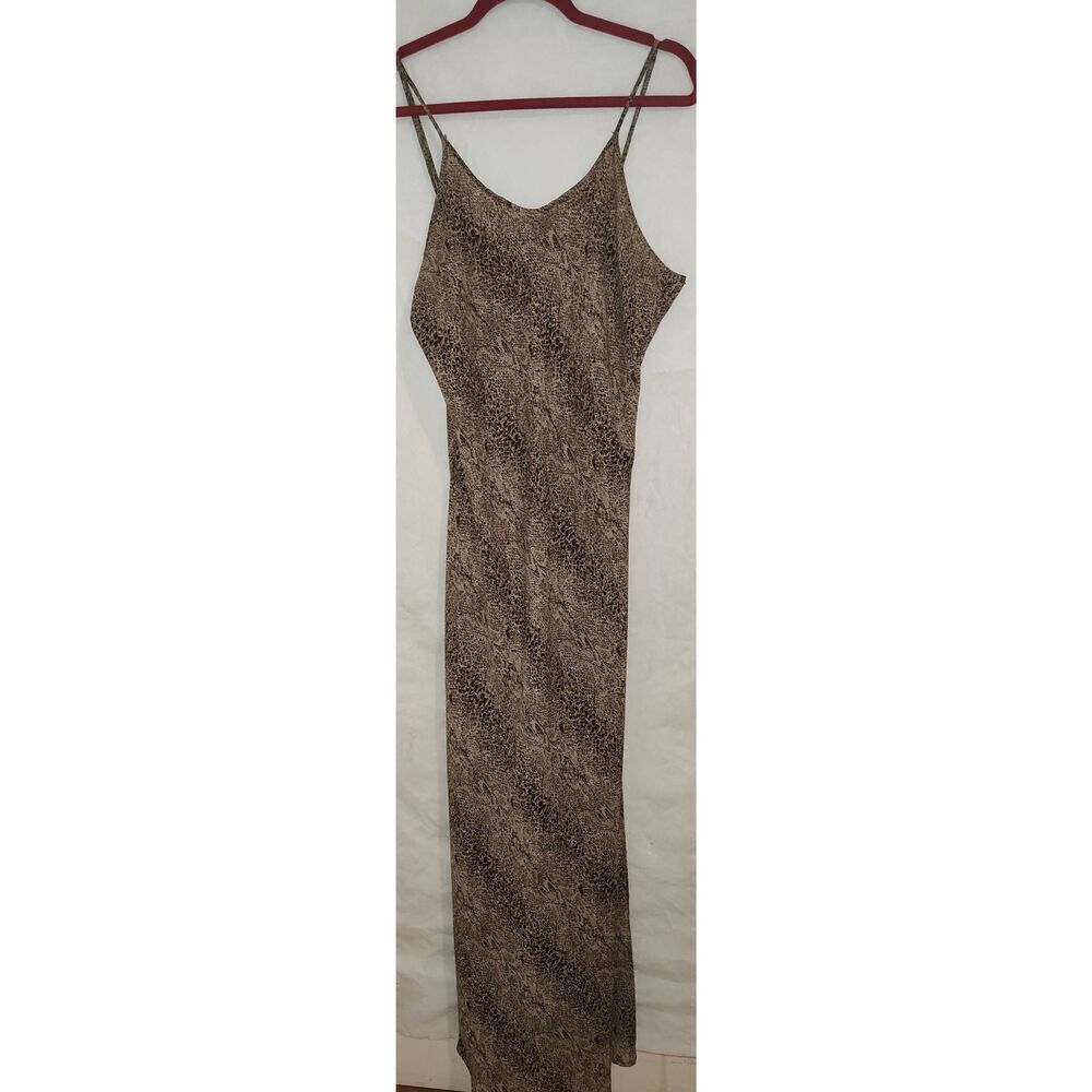 Halston Intimates Lingerie Night Gown  Size Large Reptile print Polyester USA Vi